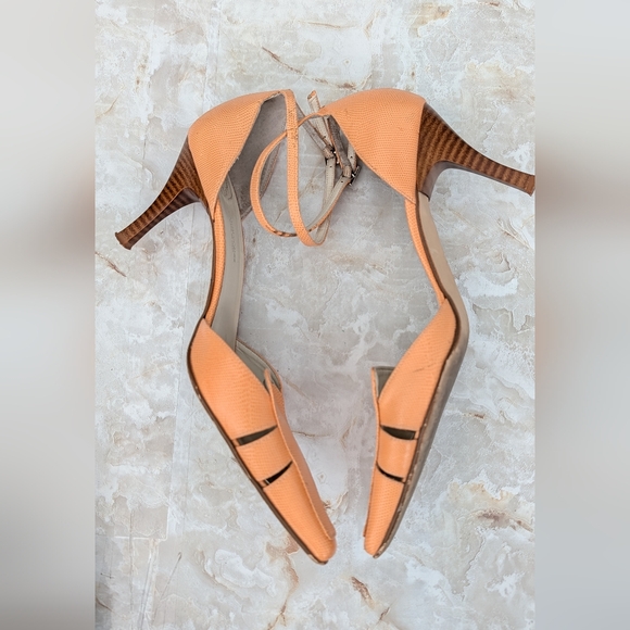 CASUAL CORNER ITALY ORANGE LEATHER ANKLE STRAP MID Orange Strappy Heels Size 9M - Picture 5 of 8
